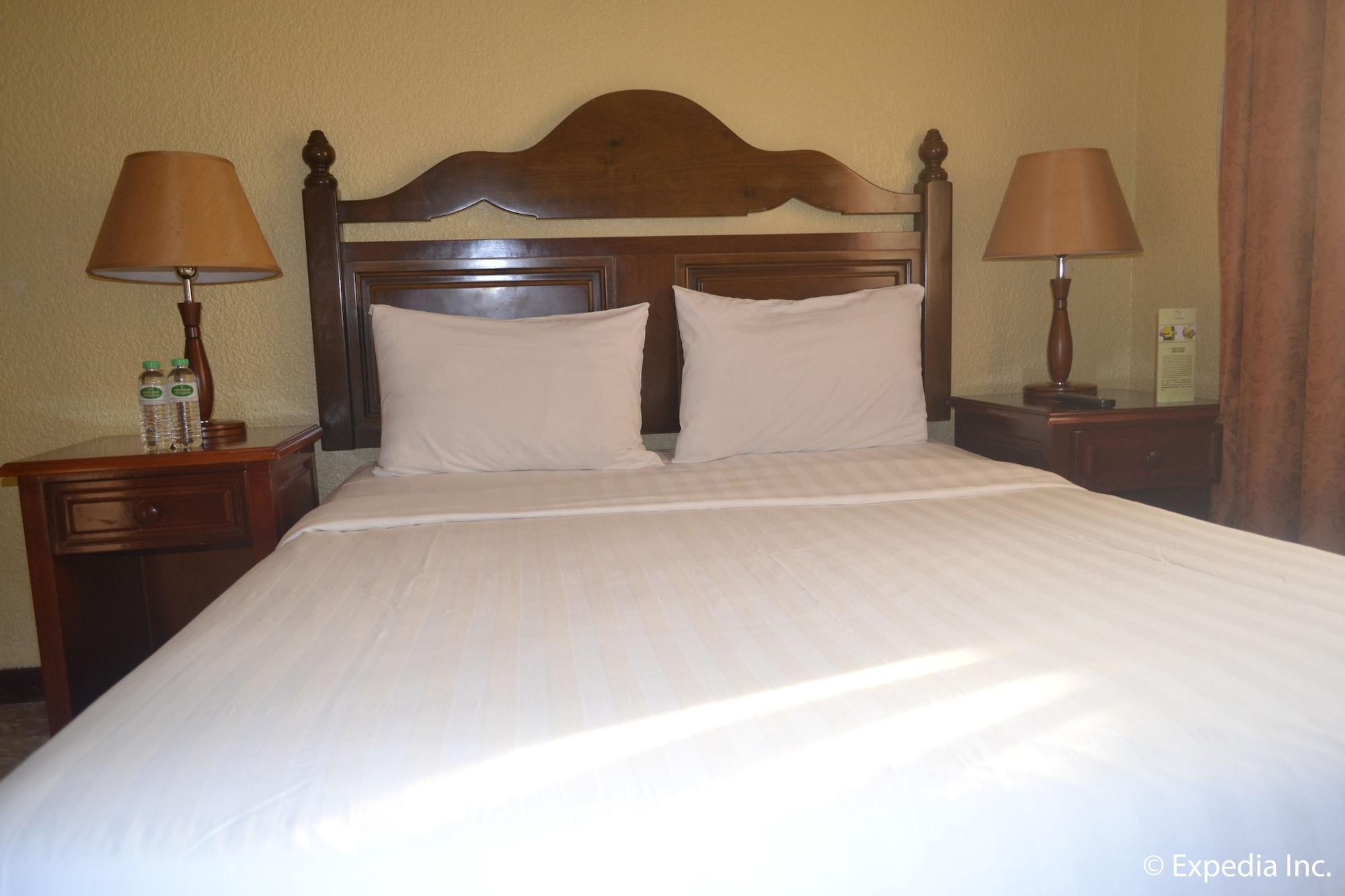 Fontana Hotel And Villas - Fontana Hot Spring Leisure Parks Mabalacat Dış mekan fotoğraf