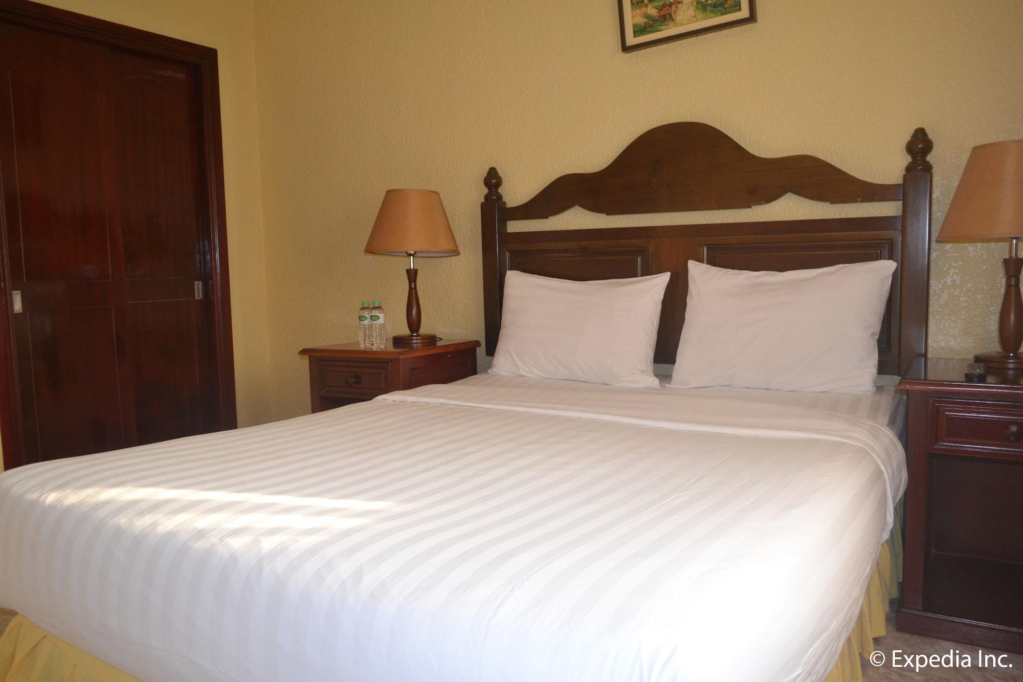 Fontana Hotel And Villas - Fontana Hot Spring Leisure Parks Mabalacat Dış mekan fotoğraf