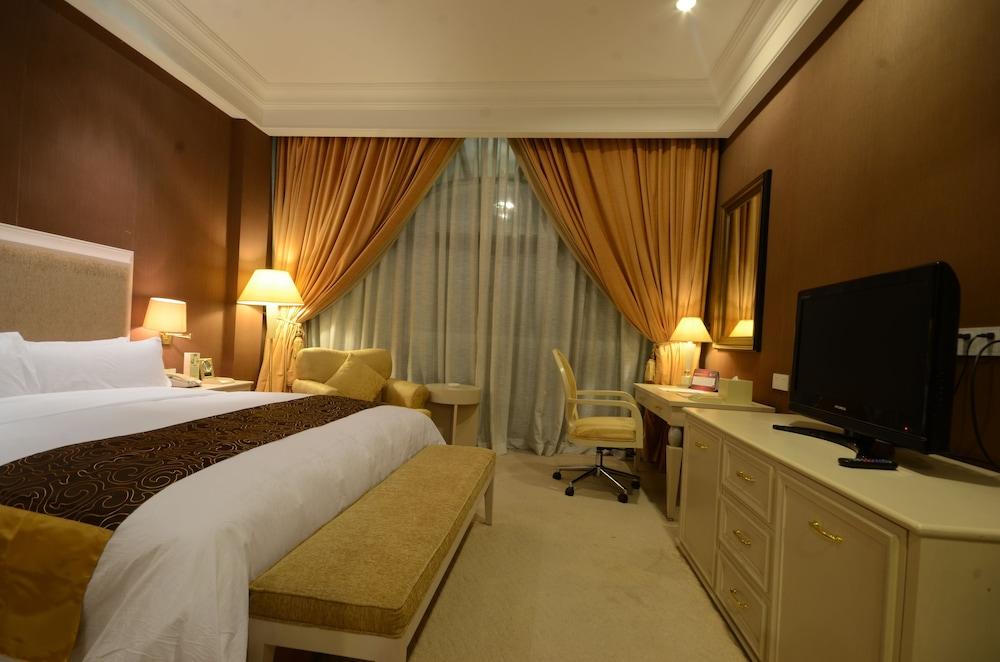 Fontana Hotel And Villas - Fontana Hot Spring Leisure Parks Mabalacat Dış mekan fotoğraf