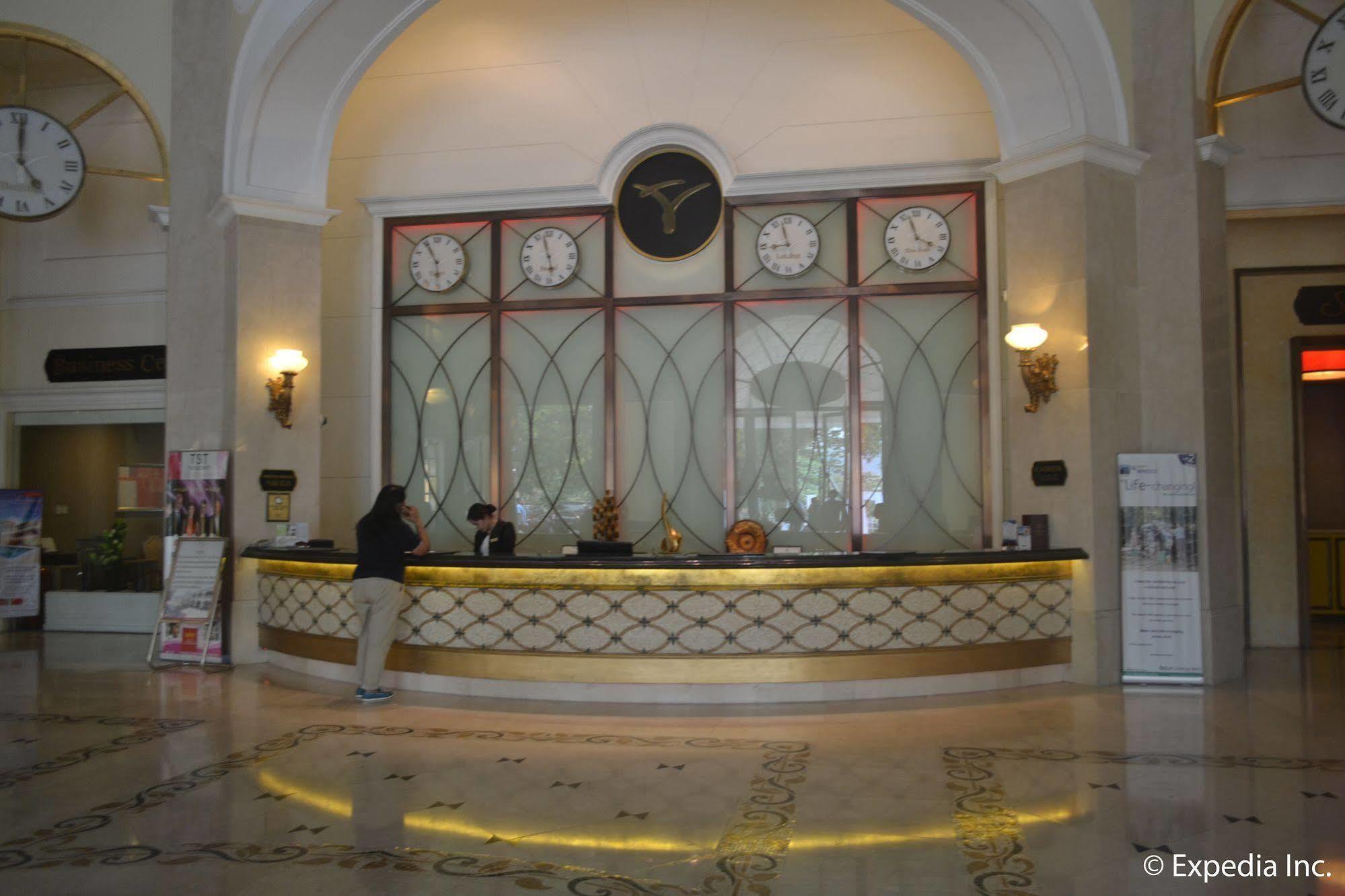 Fontana Hotel And Villas - Fontana Hot Spring Leisure Parks Mabalacat Dış mekan fotoğraf