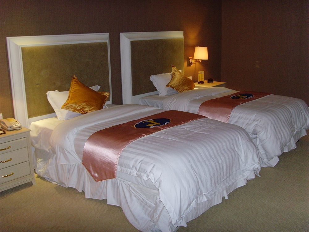 Fontana Hotel And Villas - Fontana Hot Spring Leisure Parks Mabalacat Dış mekan fotoğraf